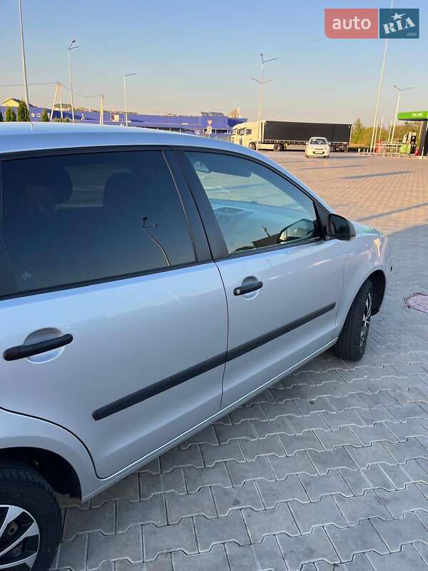 Хэтчбек Volkswagen Polo 2008 в Стрые