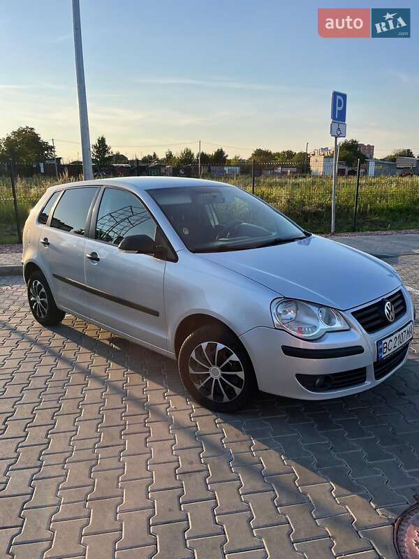 Хэтчбек Volkswagen Polo 2008 в Стрые