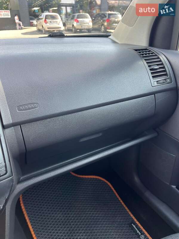 Хэтчбек Volkswagen Polo 2008 в Стрые