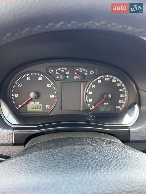 Хэтчбек Volkswagen Polo 2008 в Стрые