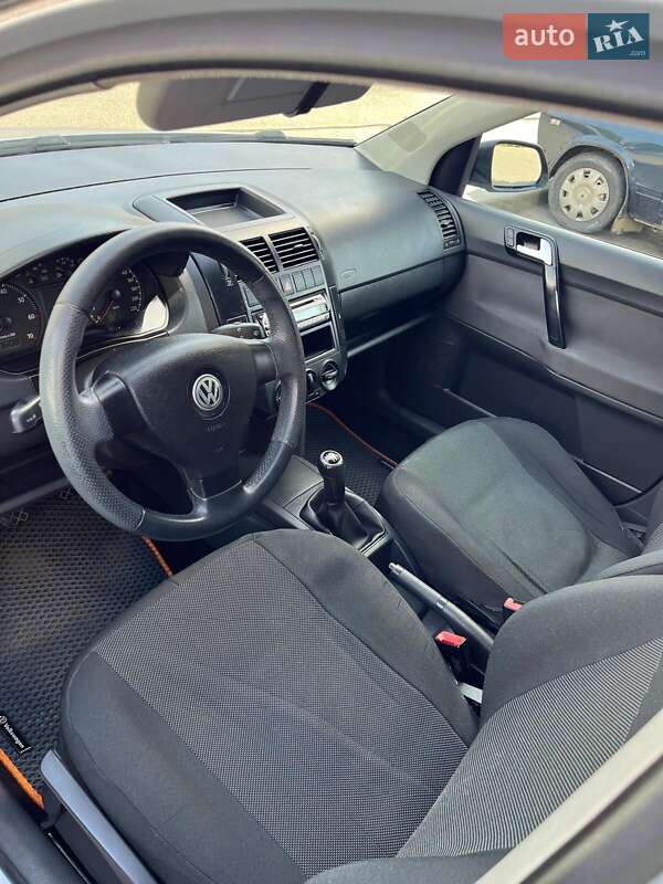 Хэтчбек Volkswagen Polo 2008 в Стрые