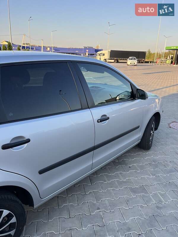 Хэтчбек Volkswagen Polo 2008 в Стрые