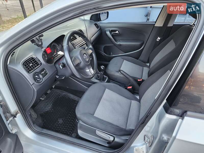 Седан Volkswagen Polo 2013 в Рівному