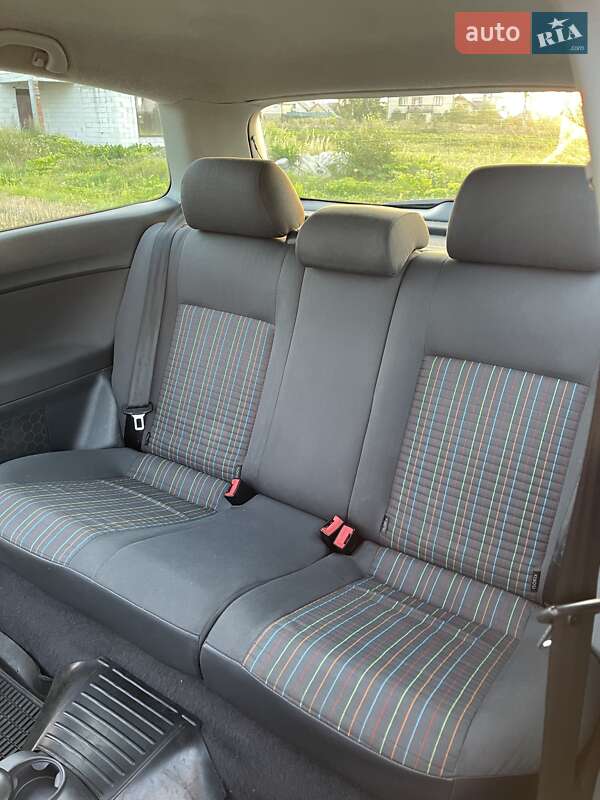 Хетчбек Volkswagen Polo 2005 в Івано-Франківську