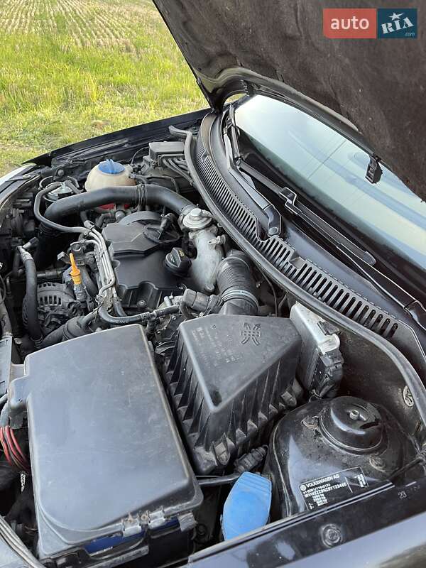 Хетчбек Volkswagen Polo 2005 в Івано-Франківську