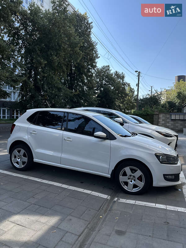 Хэтчбек Volkswagen Polo 2013 в Ровно