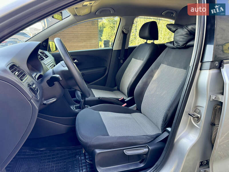 Седан Volkswagen Polo 2013 в Виннице