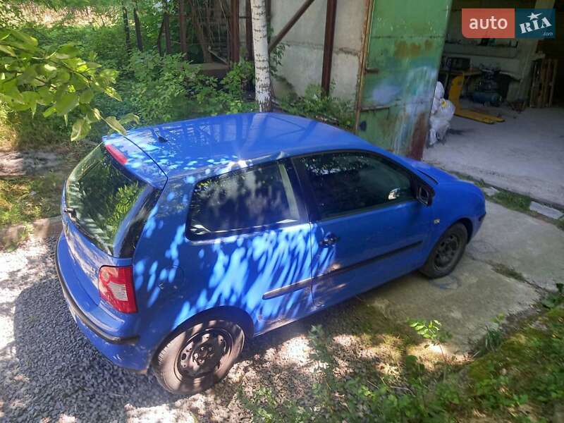 Хетчбек Volkswagen Polo 2001 в Львові