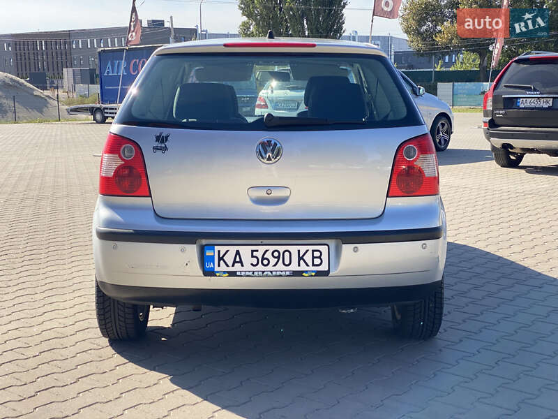 Хэтчбек Volkswagen Polo 2003 в Киеве