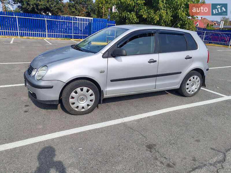 Хэтчбек Volkswagen Polo 2003 в Ужгороде
