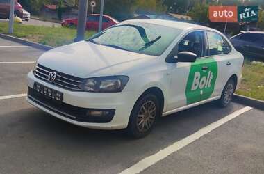 Седан Volkswagen Polo 2019 в Киеве