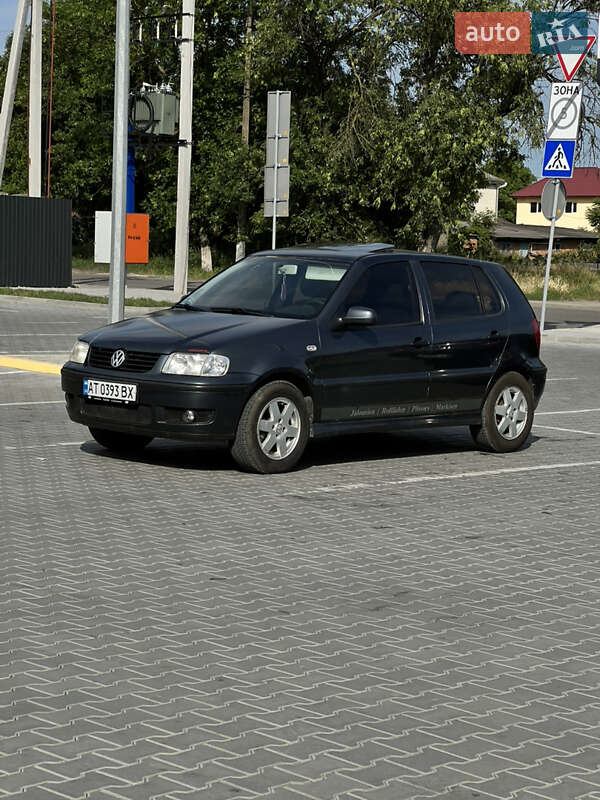 volkswagen_polo__615123150fx.jpg