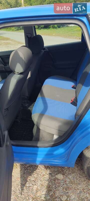 Хетчбек Volkswagen Polo 2003 в Дергачах