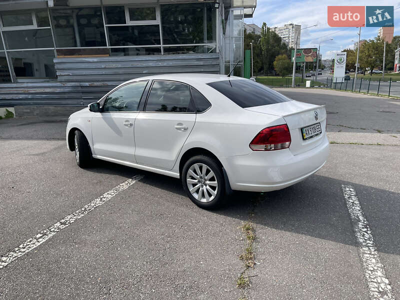 Седан Volkswagen Polo 2013 в Харькове фото 4 Седан Volkswagen Polo 2013 в Харькове