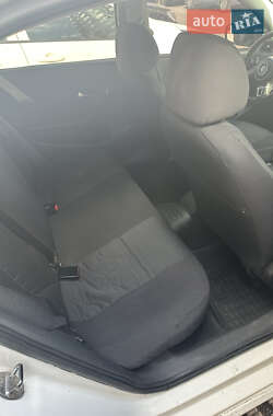 Седан Volkswagen Polo 2012 в 