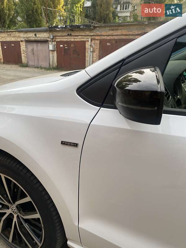 Хэтчбек Volkswagen Polo 2014 в Киеве