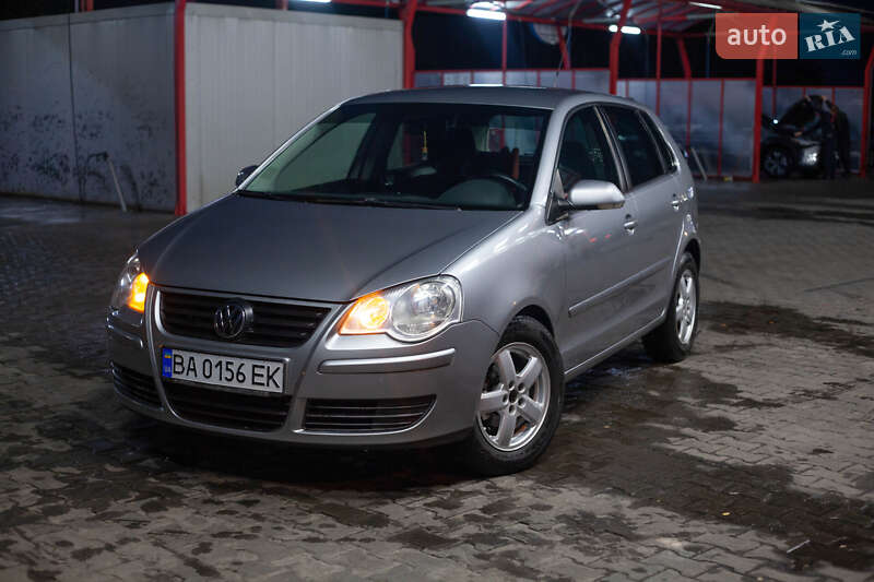 Хэтчбек Volkswagen Polo 2007 в Луцке