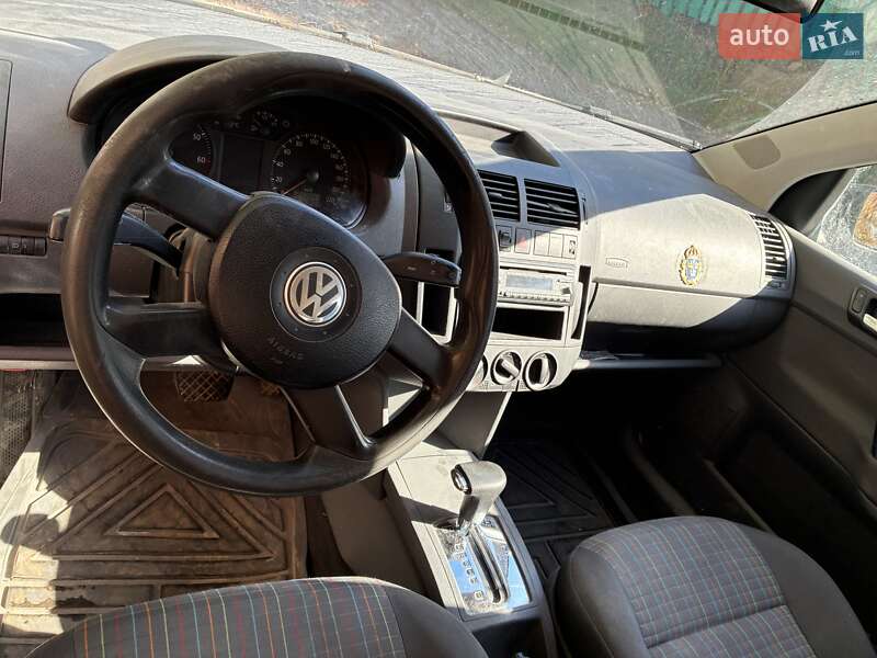 Хэтчбек Volkswagen Polo 2005 в Львове