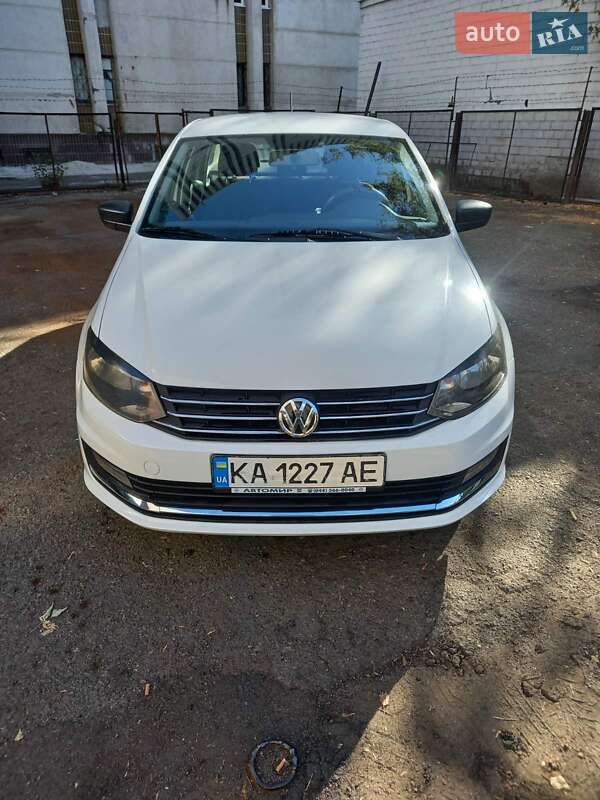 Седан Volkswagen Polo 2019 в 
