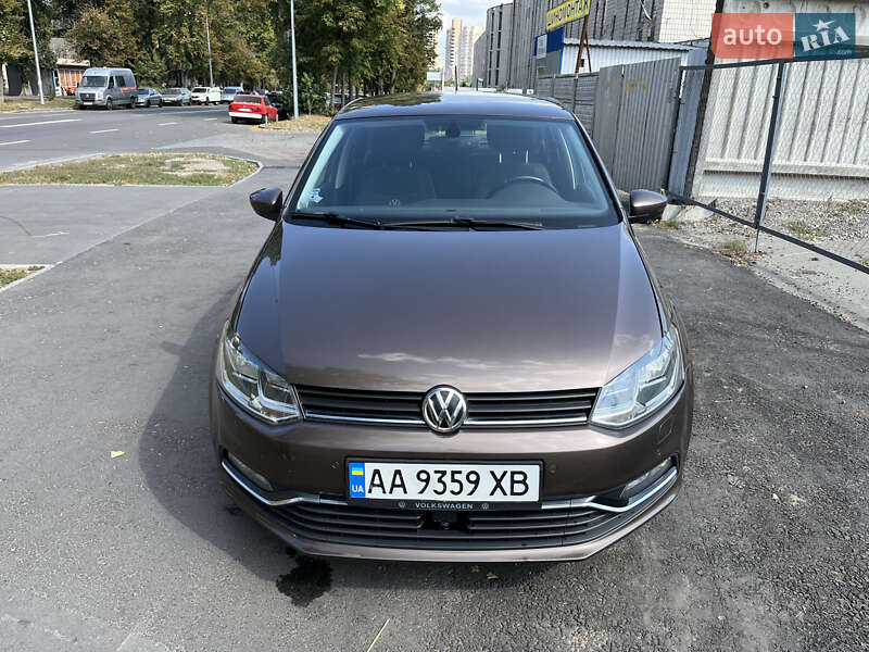 Volkswagen Polo 2015