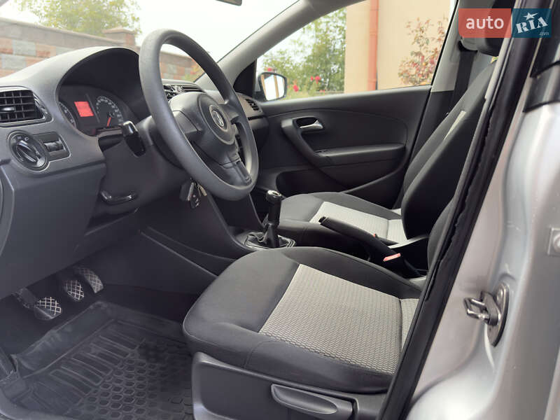 Седан Volkswagen Polo 2011 в Ровно фото 20 Седан Volkswagen Polo 2011 в Ровно