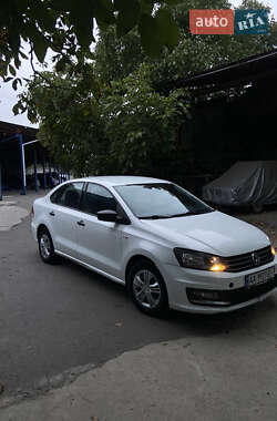 Седан Volkswagen Polo 2017 в Умані