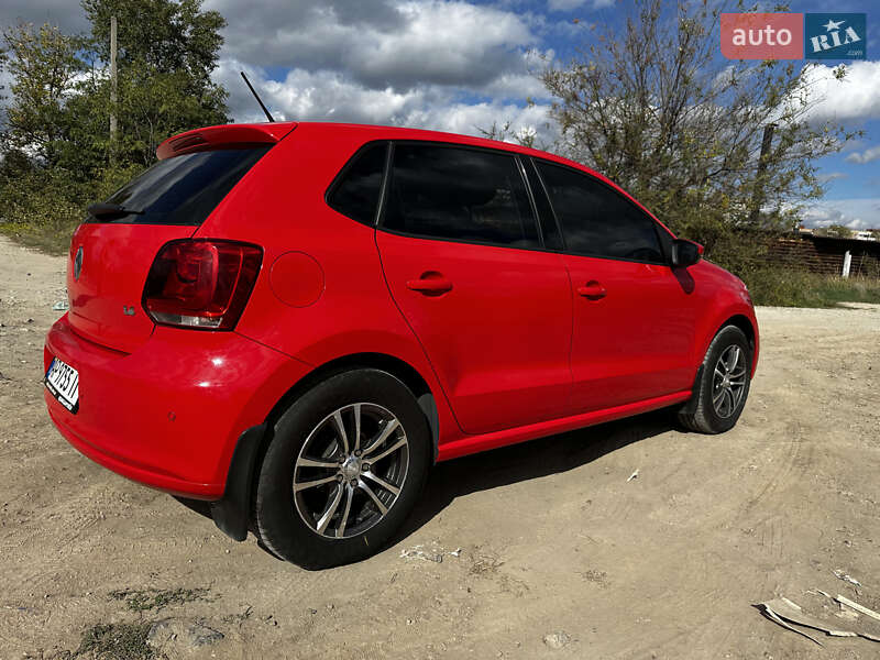 Хетчбек Volkswagen Polo 2011 в Запоріжжі