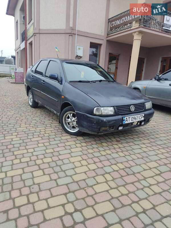 Седан Volkswagen Polo 1998 в Рожнятове