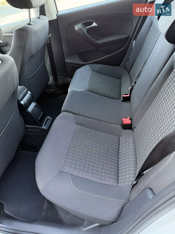 Хетчбек Volkswagen Polo 2016 в Шепетівці