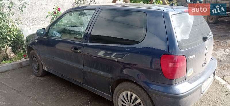 Хетчбек Volkswagen Polo 2001 в Івано-Франківську
