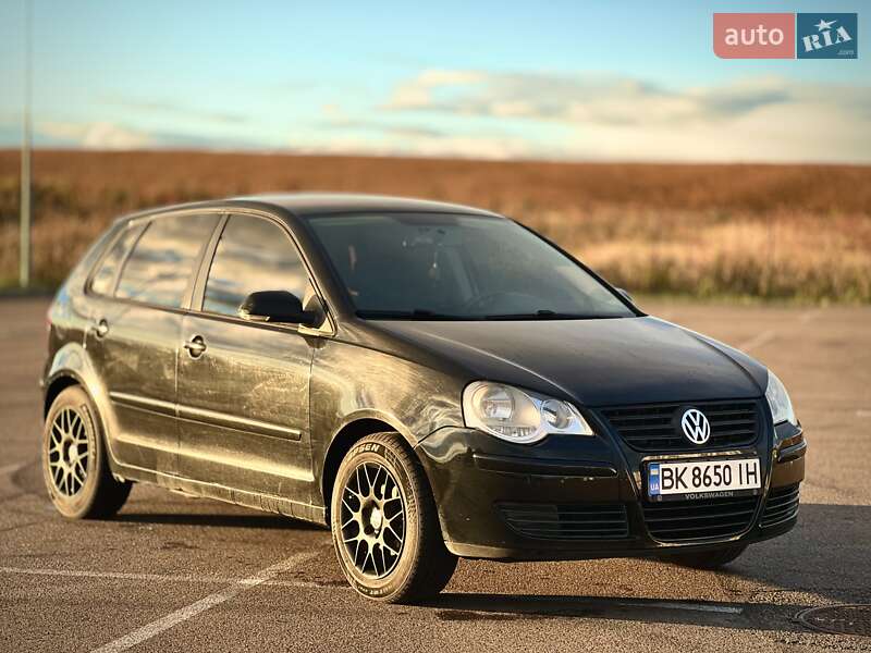Хэтчбек Volkswagen Polo 2007 в Ровно