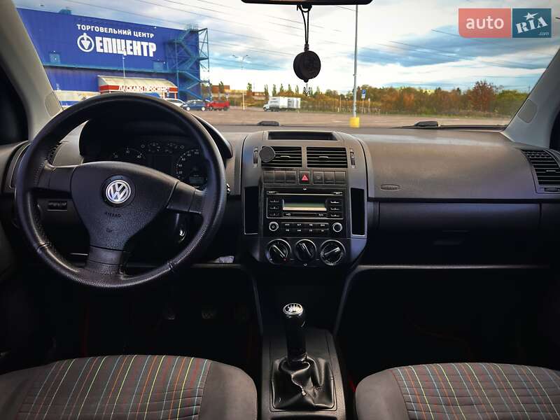 Хэтчбек Volkswagen Polo 2007 в Ровно