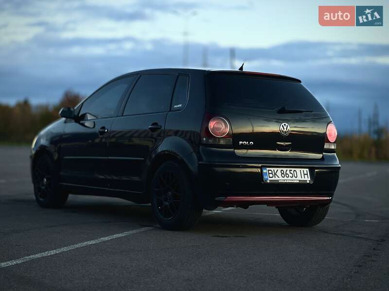 Хэтчбек Volkswagen Polo 2007 в Ровно