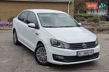 Седан Volkswagen Polo 2016 в Желтых Водах