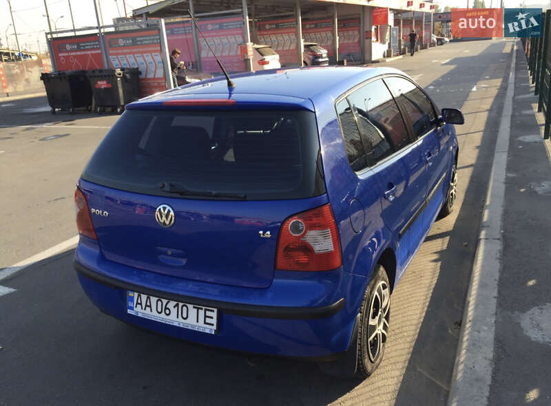 Хэтчбек Volkswagen Polo 2002 в Киеве