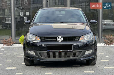 Хэтчбек Volkswagen Polo 2010 в 