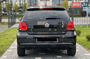 Хэтчбек Volkswagen Polo 2010 в 