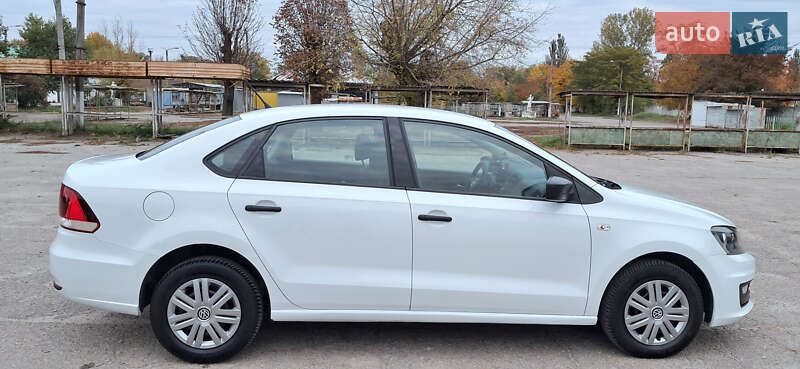 Седан Volkswagen Polo 2018 в Желтых Водах