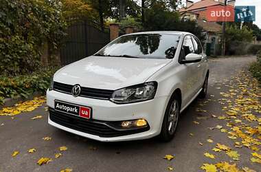 Хэтчбек Volkswagen Polo 2015 в Киеве