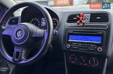 Хэтчбек Volkswagen Polo 2009 в 