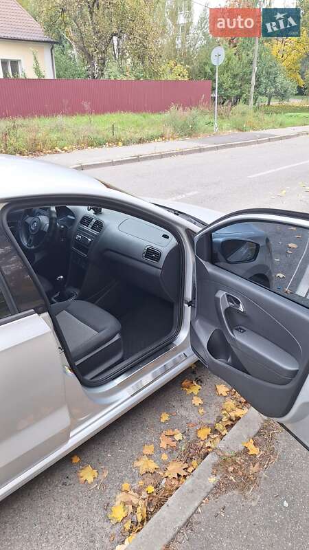 Седан Volkswagen Polo 2012 в Киеве