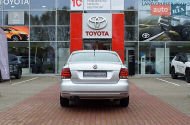 Седан Volkswagen Polo 2017 в 