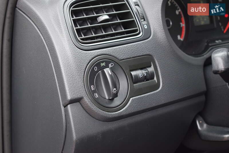 Седан Volkswagen Polo 2017 в Житомире фото 22 Седан Volkswagen Polo 2017 в Житомире
