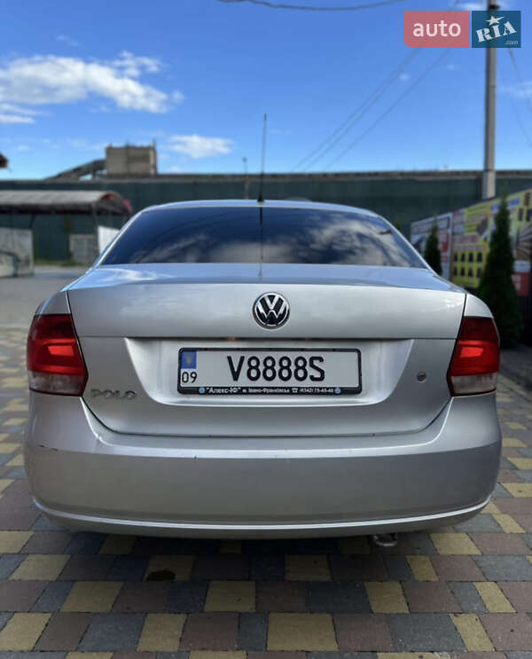 Седан Volkswagen Polo 2012 в Надвірній