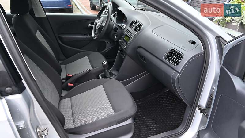 Седан Volkswagen Polo 2013 в Киеве