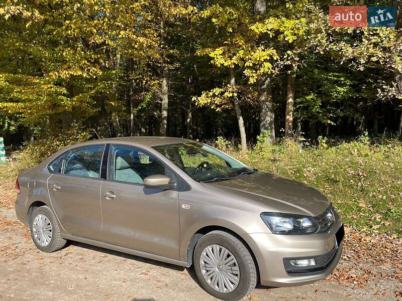 Седан Volkswagen Polo 2018 в Львові