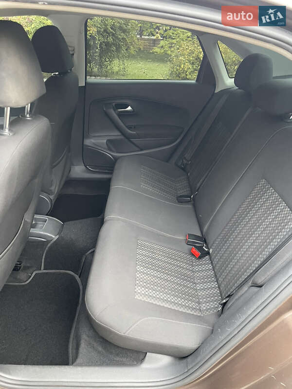 Седан Volkswagen Polo 2018 в Киеве фото 19 Седан Volkswagen Polo 2018 в Киеве