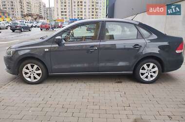 Седан Volkswagen Polo 2013 в 
