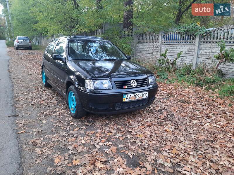 Хэтчбек Volkswagen Polo 2001 в Киеве