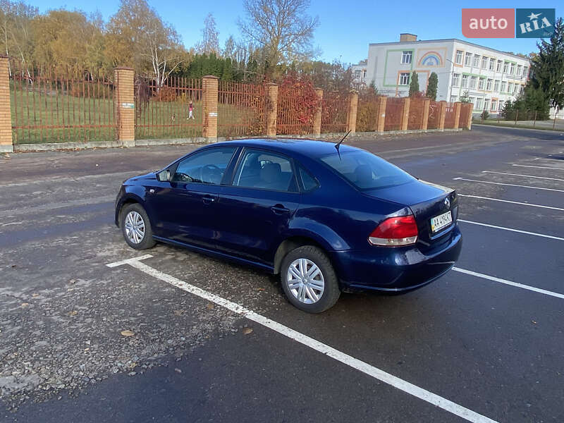 Седан Volkswagen Polo 2013 в Киеве фото 12 Седан Volkswagen Polo 2013 в Киеве